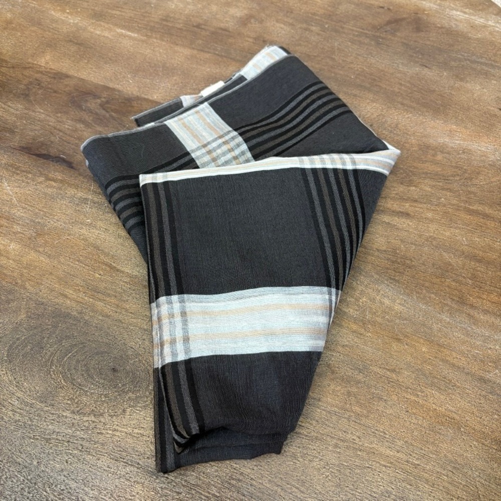 Wool Silk Scarf 31X62 Pretty Persuasions‎ Gray Lightweight Quiet Luxury